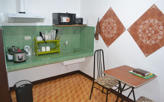 Antonio's Apartelle & Suites