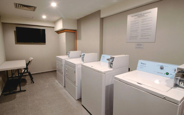 Courtyard by Marriott Mexico City Revolucion