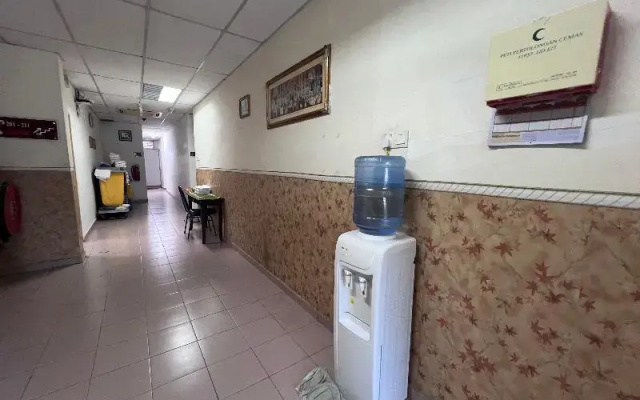 Seri Kemaman Inn, Chukai Terengganu By Zuzu