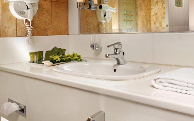 Holiday Inn Athens Attica Av. Airport West by IHG