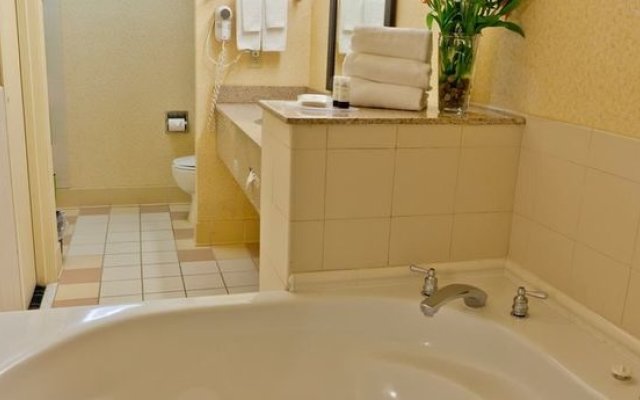 Fairfield Inn and Suites Youngstown Austintown