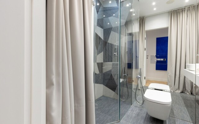 Kasprzaka 31A by Renters Prestige