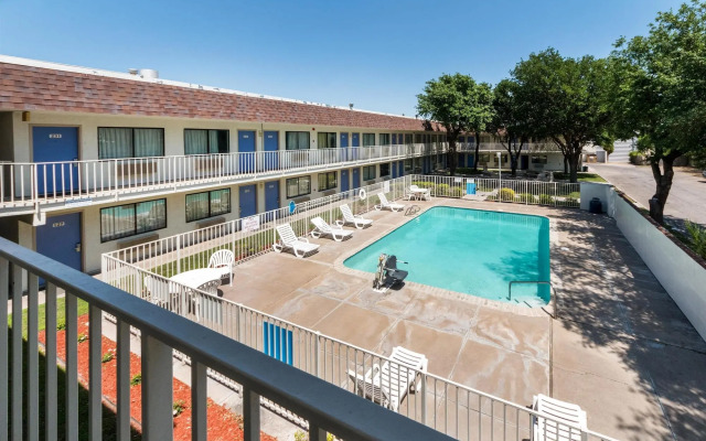 Motel 6 Del Rio, TX
