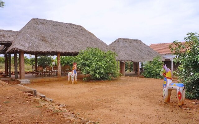 Kadambavanam Ethnic Village Resort