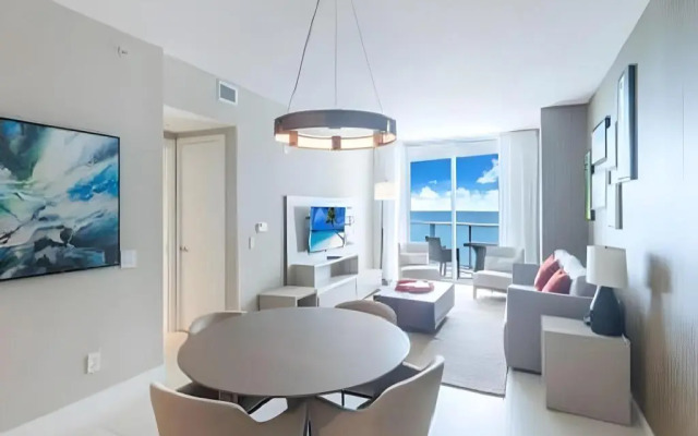 Hide Beach Residences