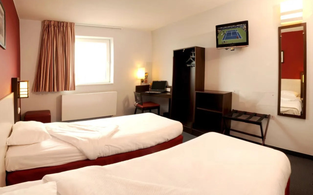 DC Hotel