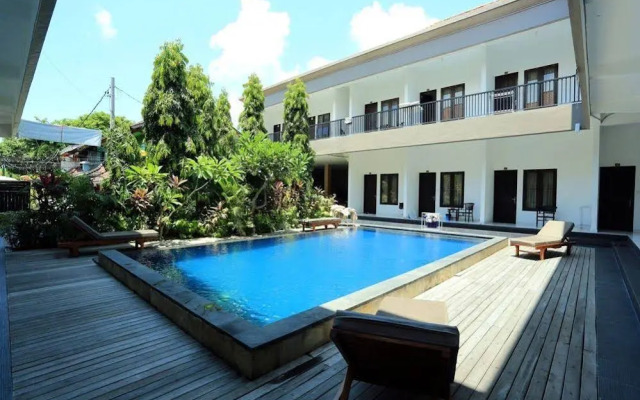 RedDoorz @ Raya Seminyak