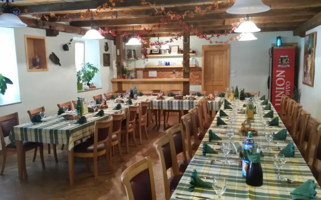 Tourist Farm Pri Požarju