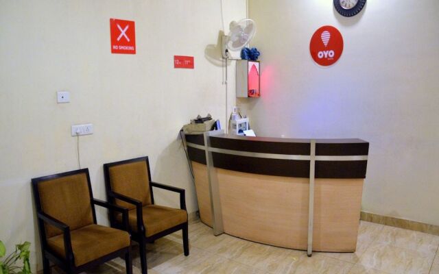 OYO 3523 Tekarees Inn Mahanagar