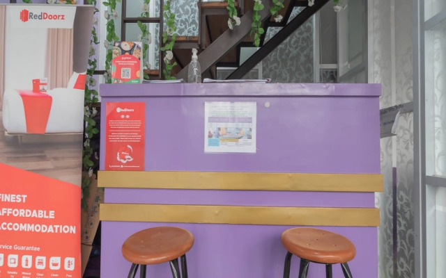 RedDoorz @ Gatot Subroto Street Bandung 3