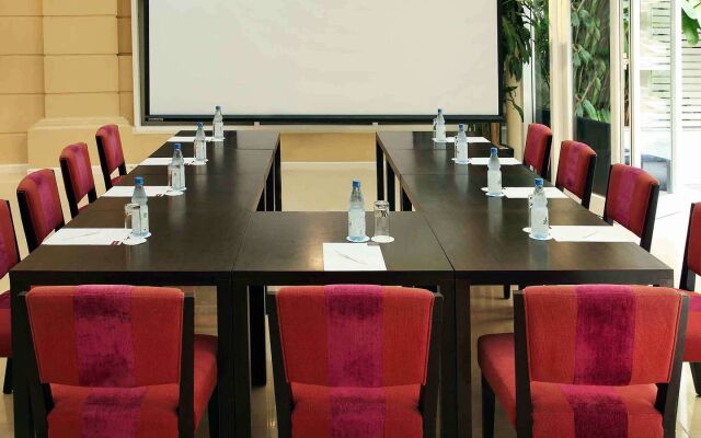 Mercure Hanoi La Gare