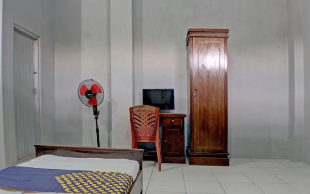 SPOT ON 92834 Wisma Dira Tiara Syariah
