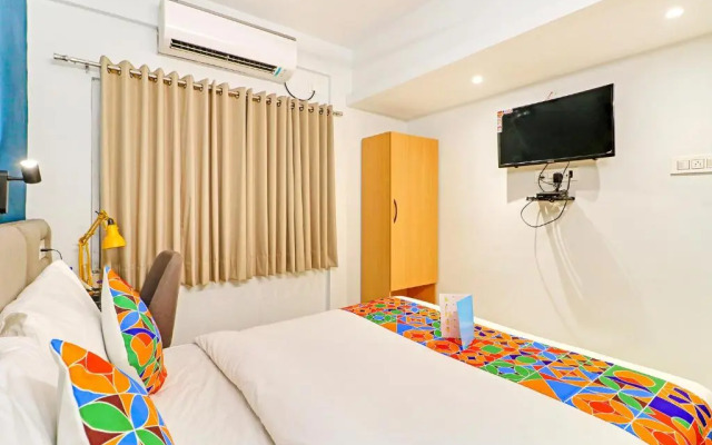 OYO 78582 SilverKey Hotel Mayfair Tower