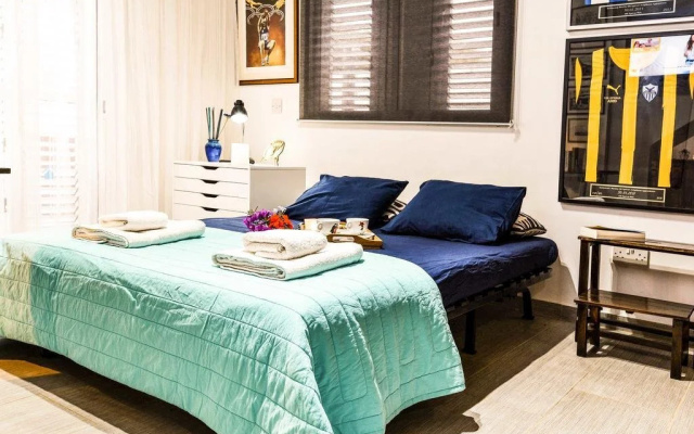 2 Br Villa Blue Phoenix - Chg 8911