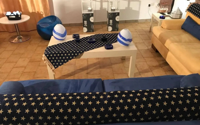 Milos Inn & Maisonette