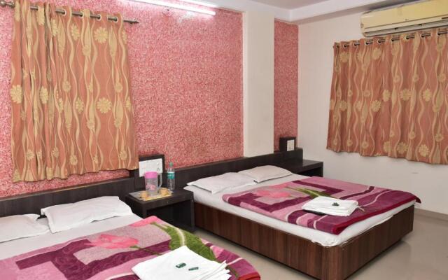 Hotel sai dhyan