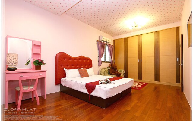 Zuoan Huati B&B