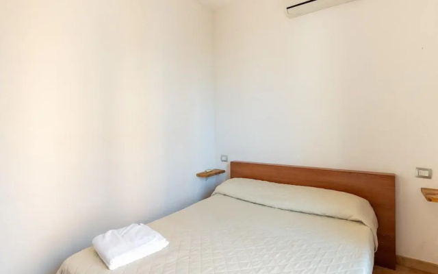 In the Residence, Terrace and air Conditioning