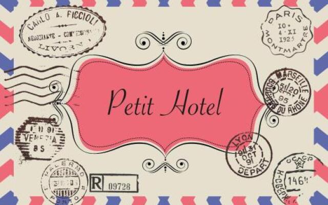 Petit Hotel