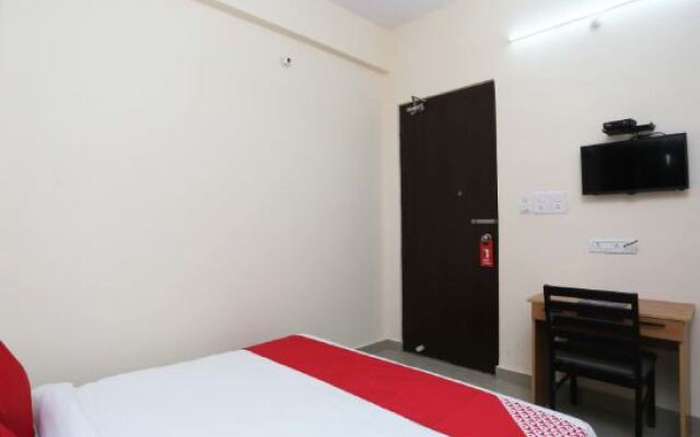 OYO 29640 Hotel Payal