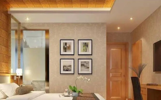 Runhechuan Business Hotel