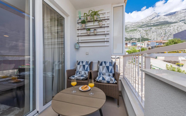 Brand new! Chic apartment Zoja near beach