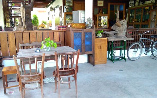 Ayutthaya Antique Homestay