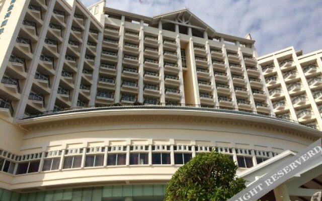 Seaview Bay Hotel