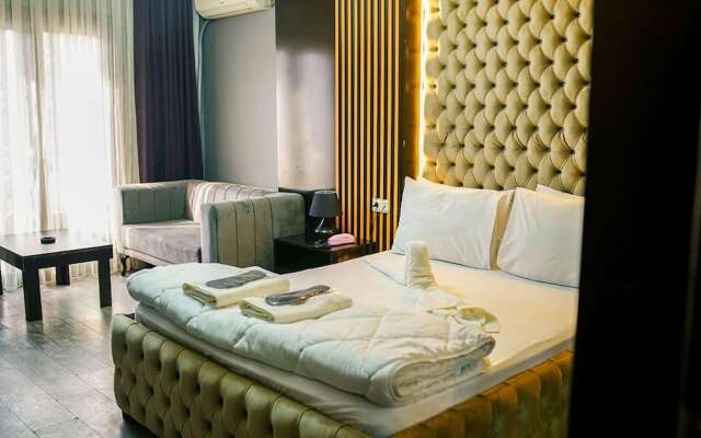 Omer Agah Otel