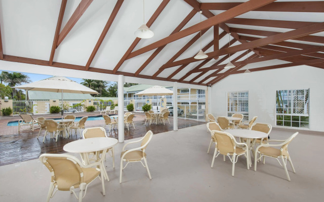 Wollongbar Motel