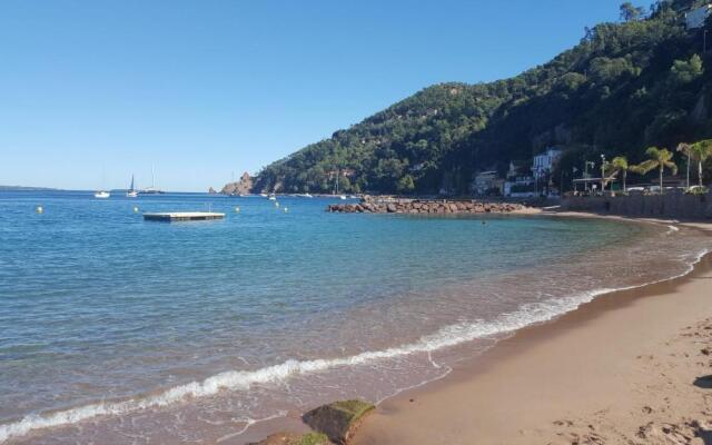 Sea Front Apartment Cannes