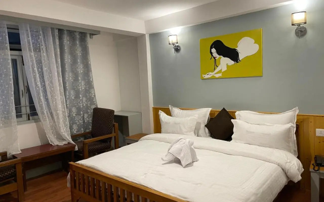 Hotel Anola
