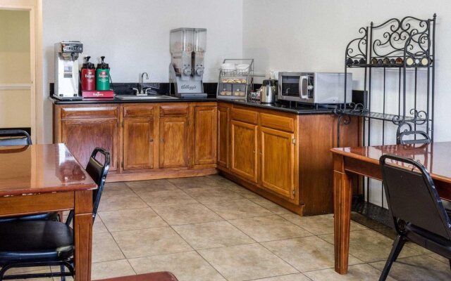SureStay Hotel by Best Western Norfolk Little Creek