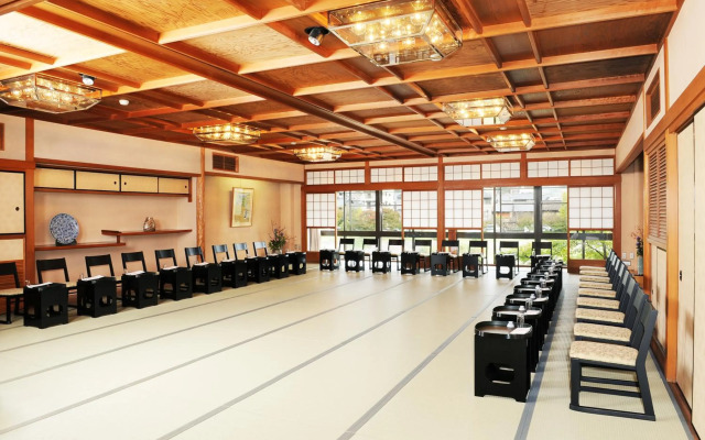 Tazuru