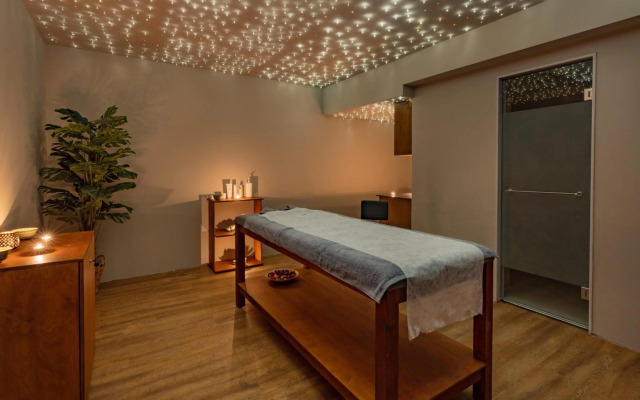 Minos Ambassador Suites & Spa - Adults only
