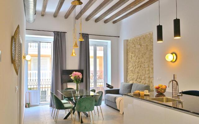 MyFlats Luxury Downtown