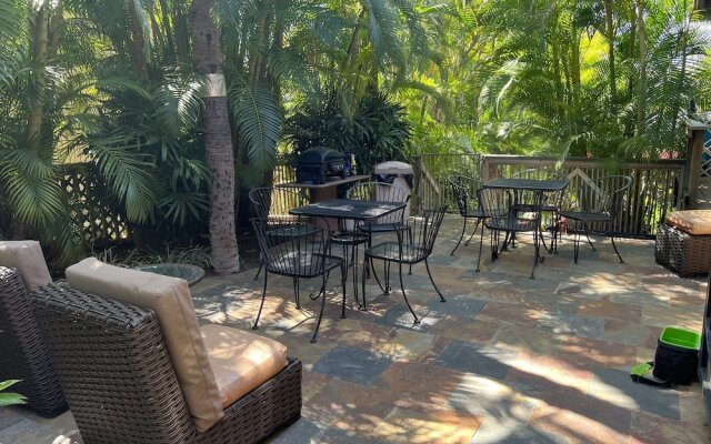 Mango Suite
