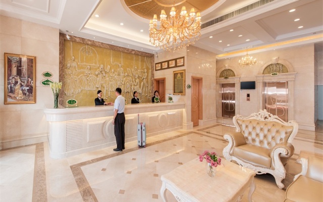 Vienna Hotel Shenzhen Baoneng City Plaza Branch