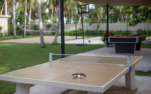 Coconuts Beach House