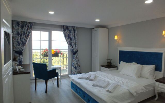 Real King Boutique Hotel