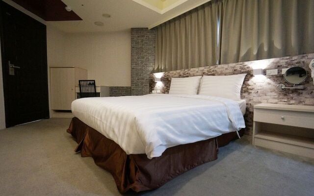 Win Inn Chiayi Hotel