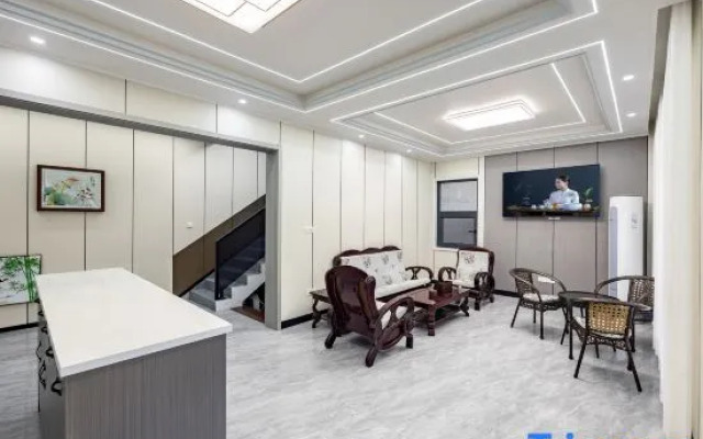 Yiqinju Homestay (Xishan Scenic Area Branch)