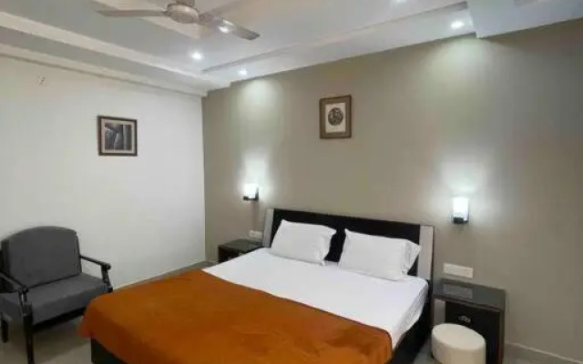 Cozy & Comfy 3 bedroom apt in Gwalior
