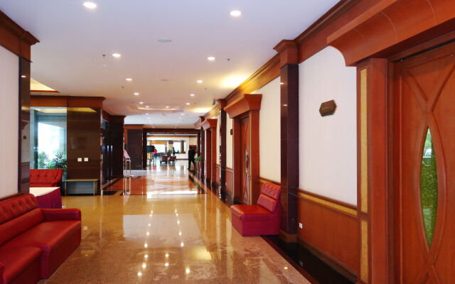 Grand Park Hotel