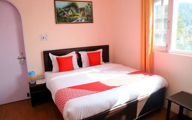 OYO 12195 Home 2RK Moutain View Mashobra