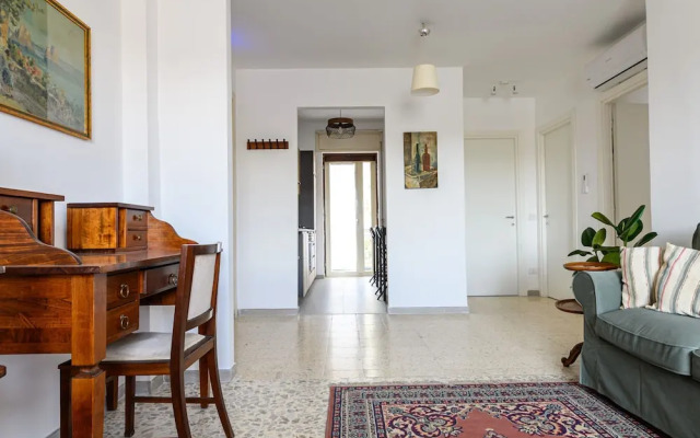 Via Coriolano 8 in Naples