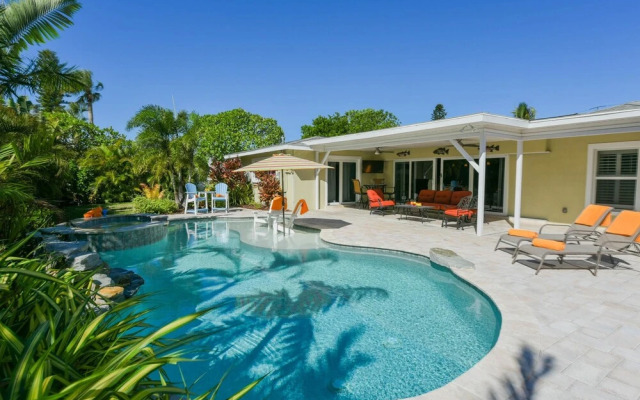 Beach n It - 410 Bay Palms