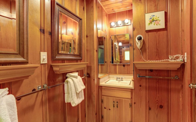 Hansen Cabin