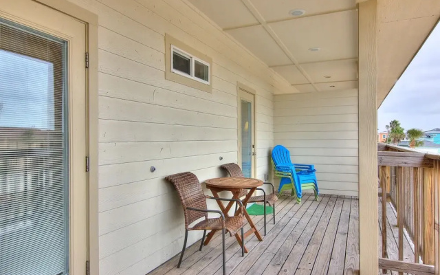 Surfin' Seahorse by Silver Sands Vacation Rentals