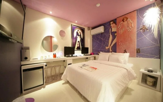 24 Guesthouse Sinchon Avenue